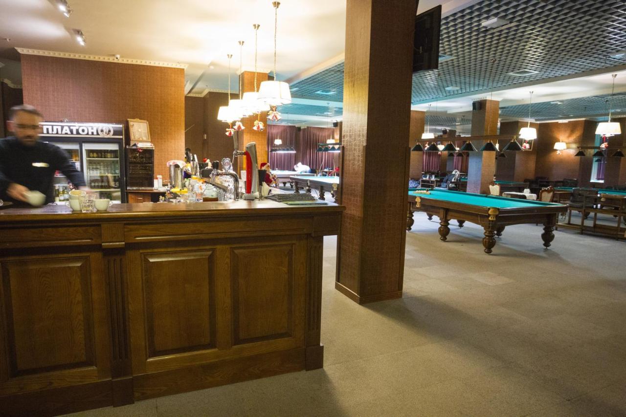 Navit Luxury Apartments With Breakfast Near The Railway Station, The City Center And The Park Kijev Kültér fotó